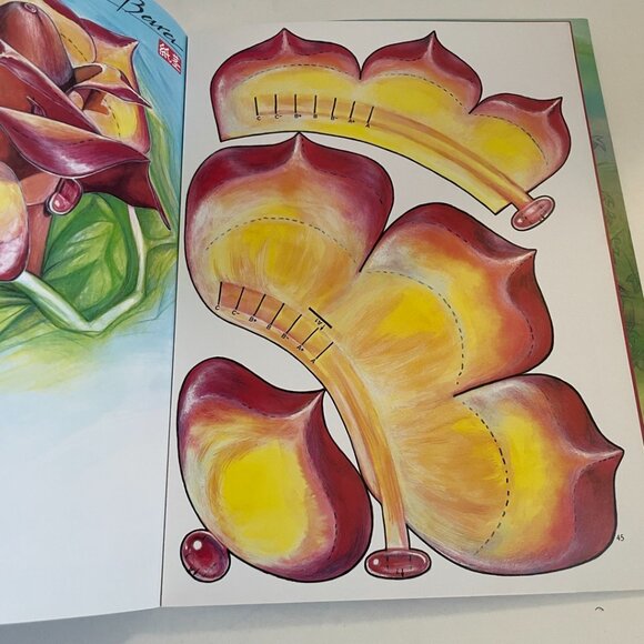 Kokigami: The Intimate Art of the Little Paper Costume - Picture 3 of 10